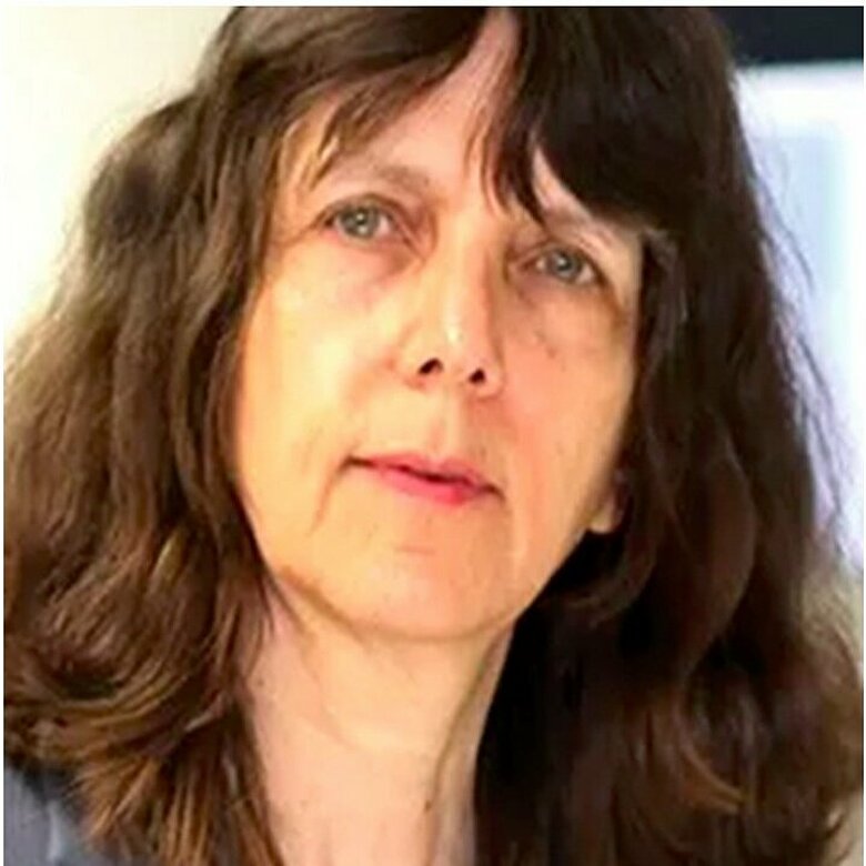 Portrait Dana Wolf